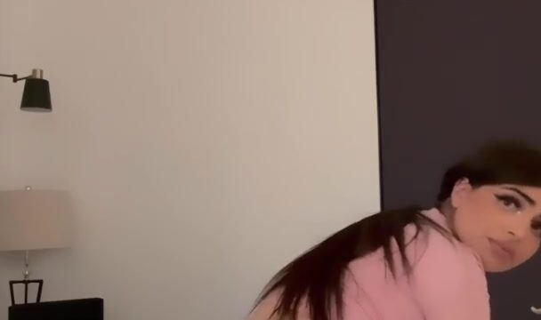 Alina Rose Aka Alina.rose9 Onlyfans Video Masturbating Orgasm