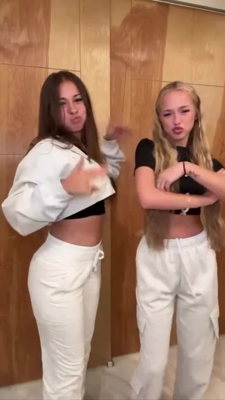 Julia Filippo with Sophie Rain Onlyfans Video Show Erotic Together